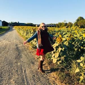 Meet your Posher, Catherine